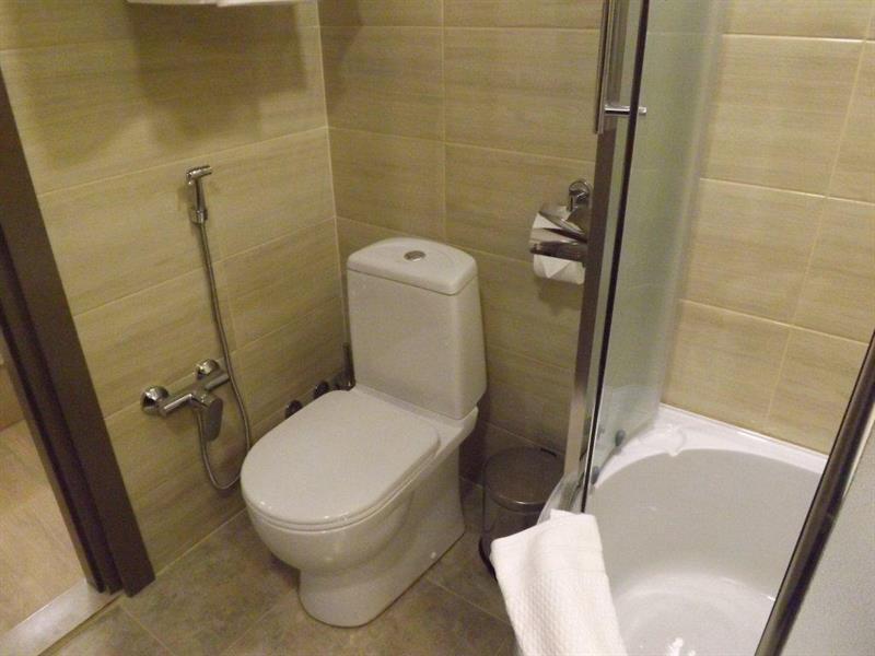 Green Corner Hotel Tbilisi Bagian luar foto