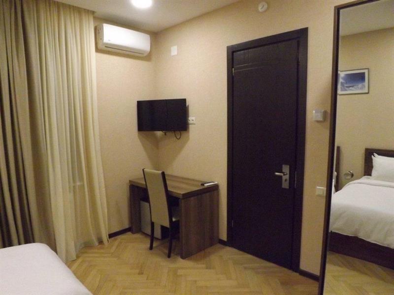 Green Corner Hotel Tbilisi Bagian luar foto